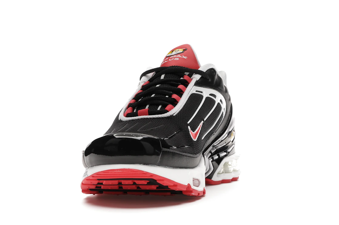 Vue 12 de Nike Air Max Plus 3 Black White Track Red