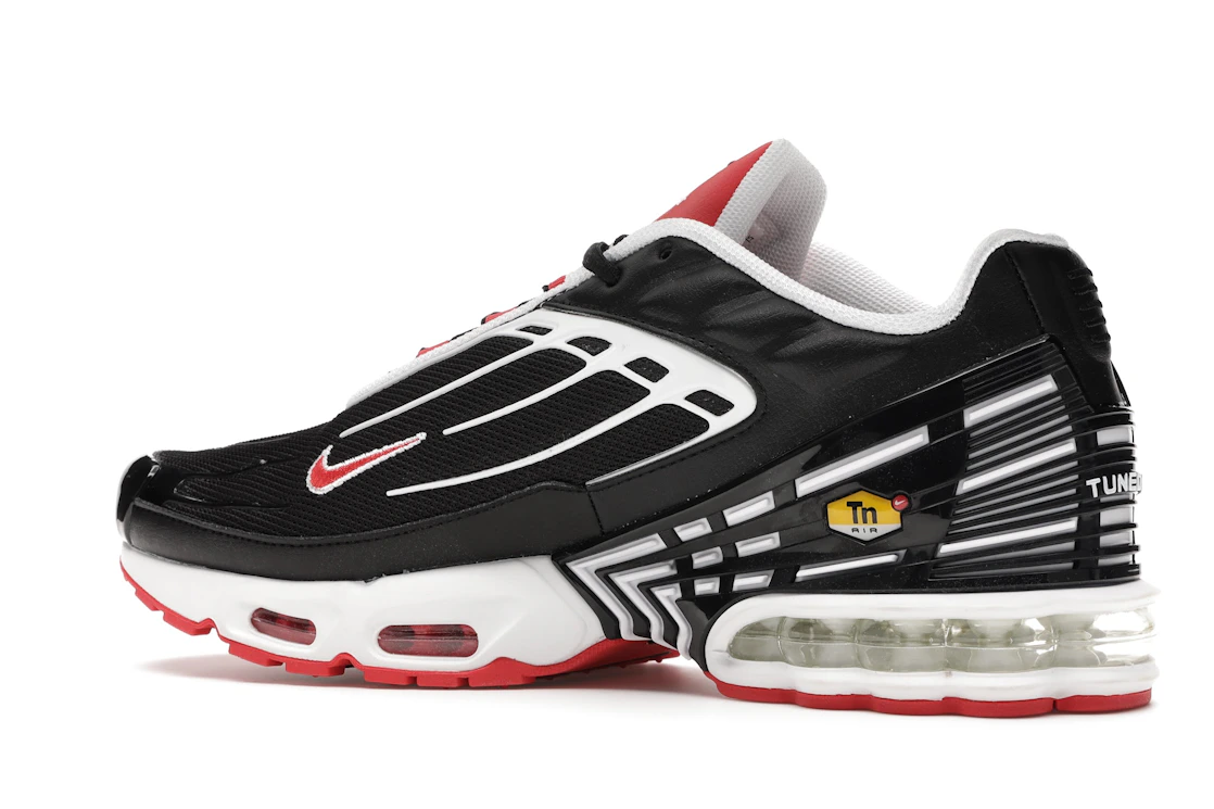 Vue 22 de Nike Air Max Plus 3 Black White Track Red
