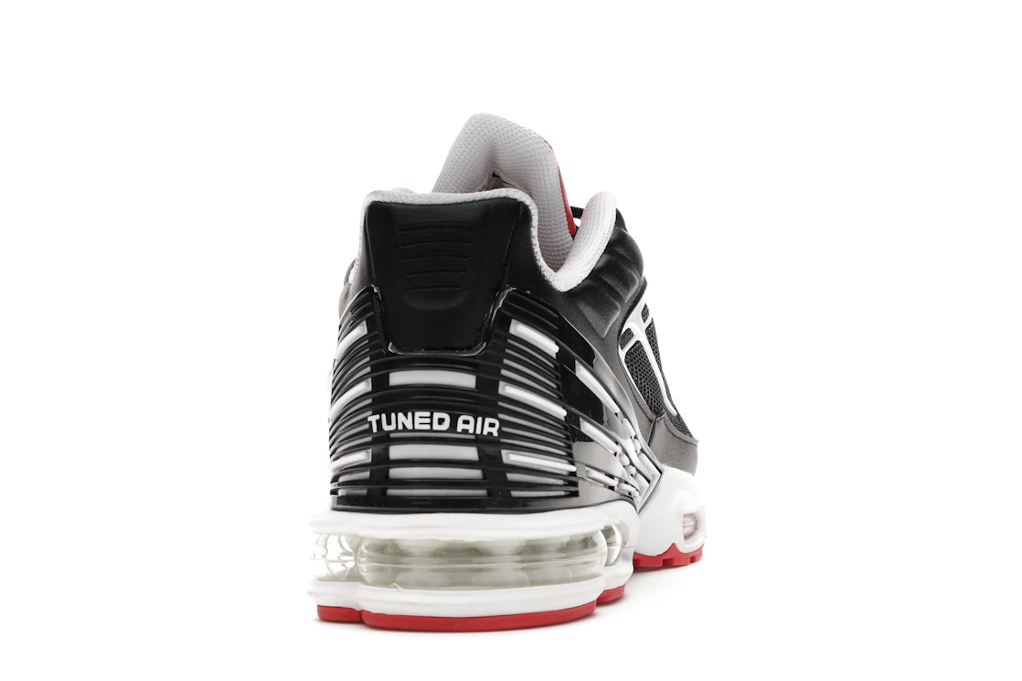 Vue 29 de Nike Air Max Plus 3 Black White Track Red