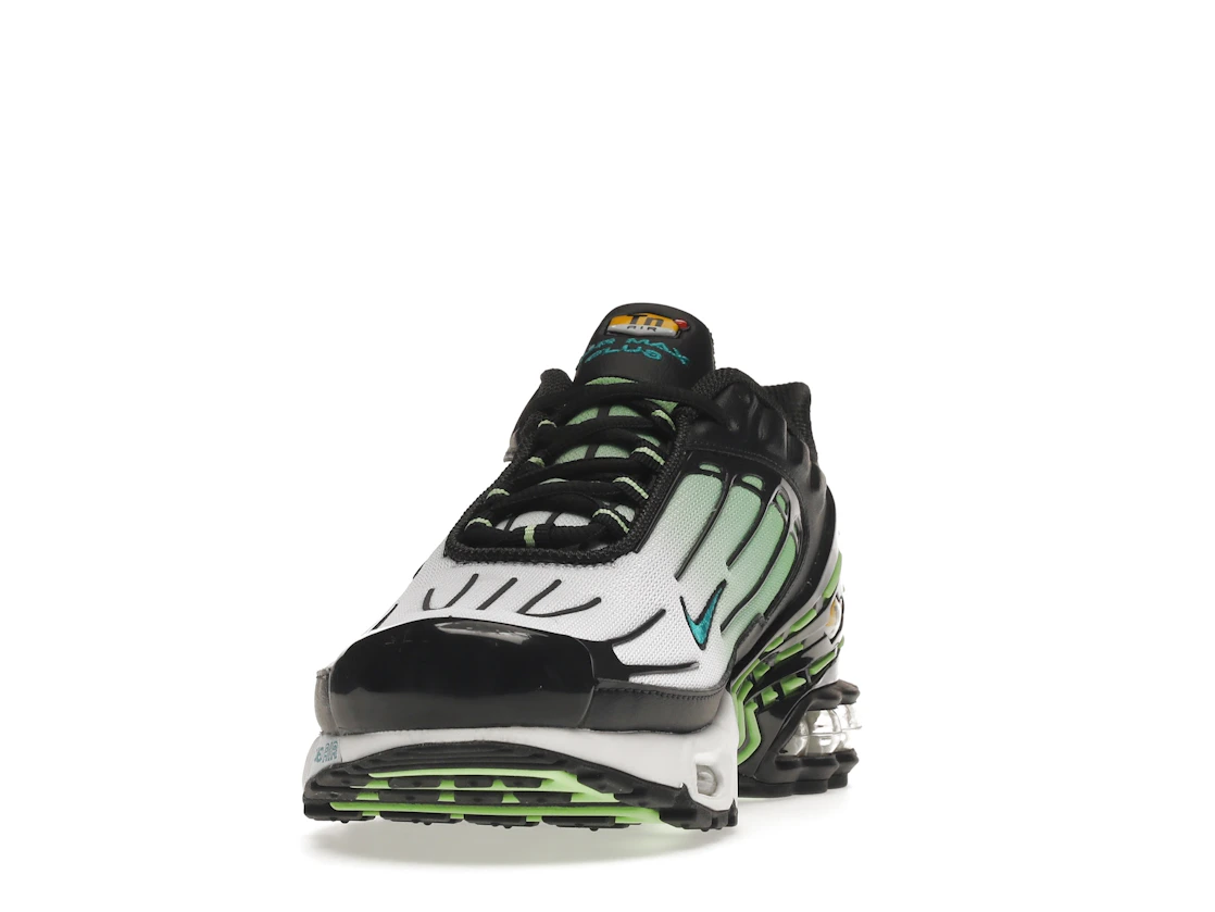 Vue 12 de Nike Air Max Plus 3 Ghost Green