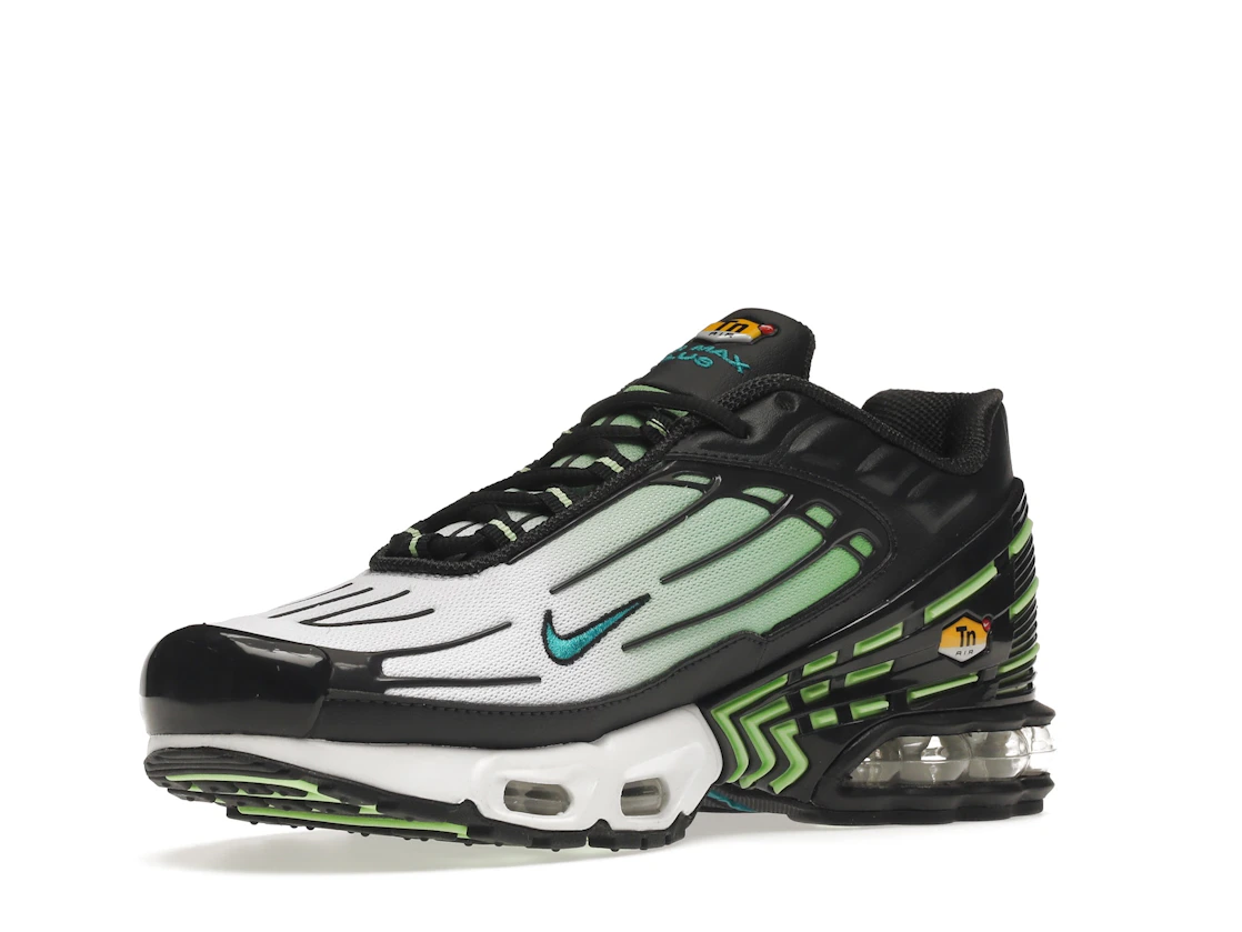 Vue 15 de Nike Air Max Plus 3 Ghost Green