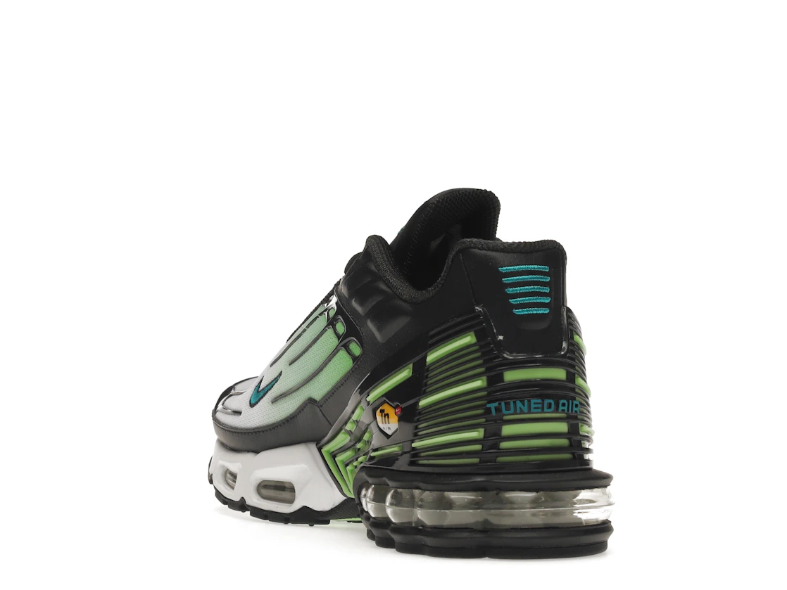 Vue 26 de Nike Air Max Plus 3 Ghost Green