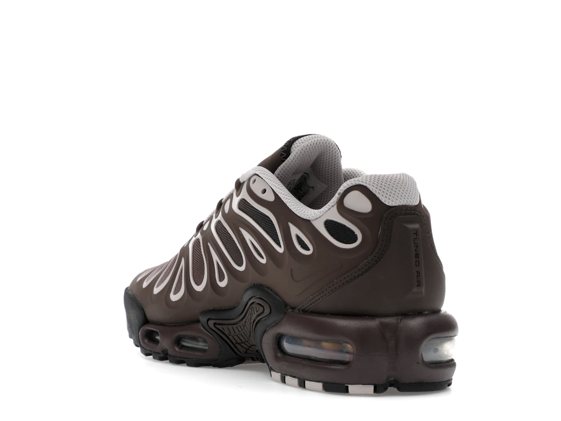Vue 25 de Nike Air Max Plus Drift Baroque Brown 