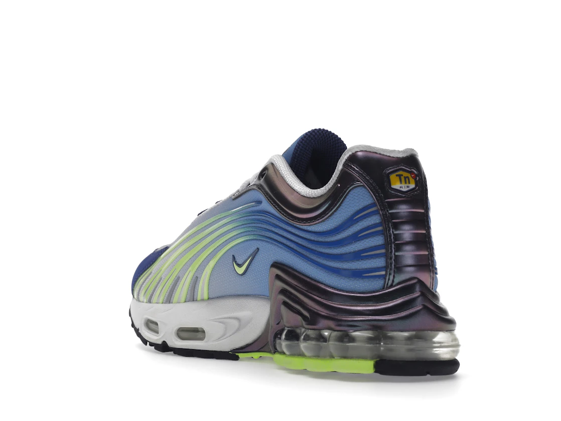 Vue 25 de Nike Air Max Plus II Valerian Blue Ghost Green