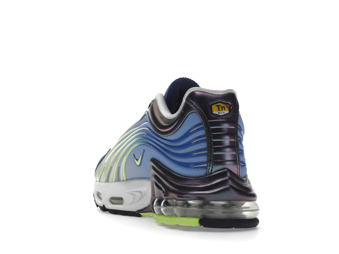 Vue 26 de Nike Air Max Plus II Valerian Blue Ghost Green