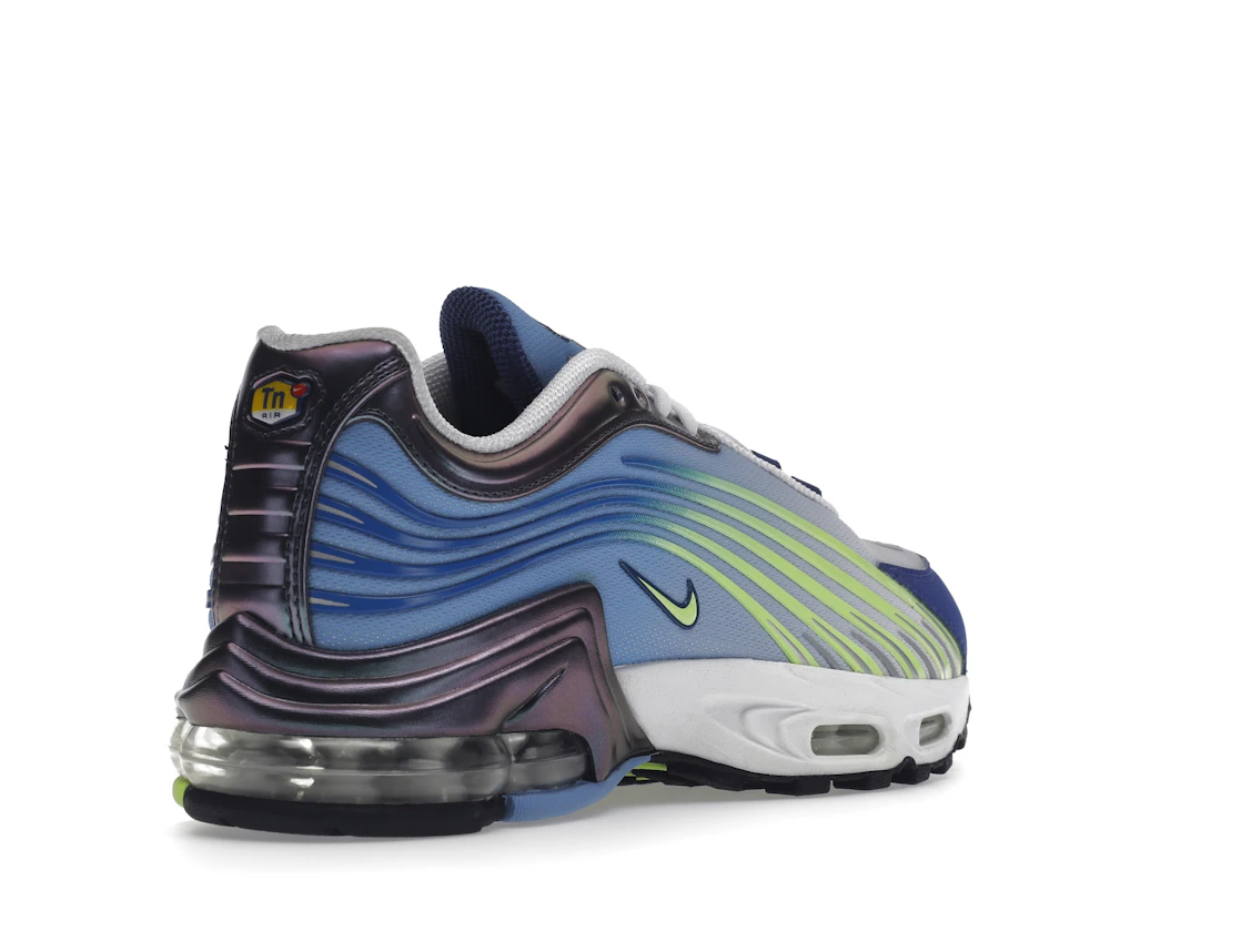 Vue 32 de Nike Air Max Plus II Valerian Blue Ghost Green