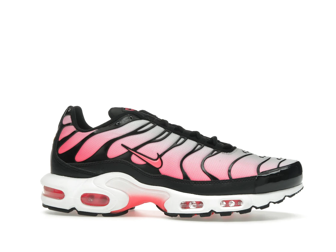 Vue 2 de Nike Air Max Plus Black Hot Punch 