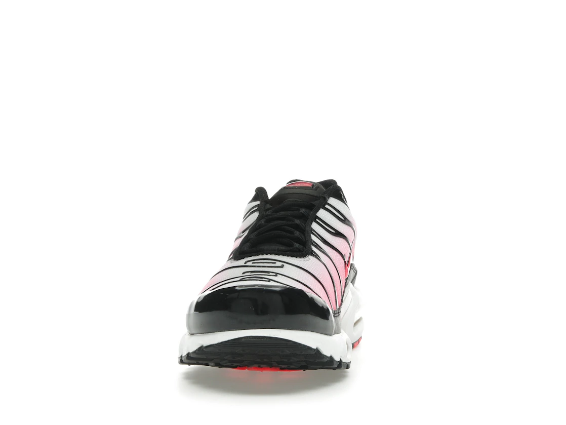 Vue 11 de Nike Air Max Plus Black Hot Punch 