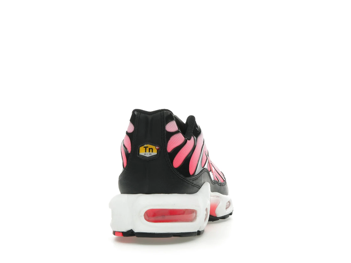 Vue 29 de Nike Air Max Plus Black Hot Punch 