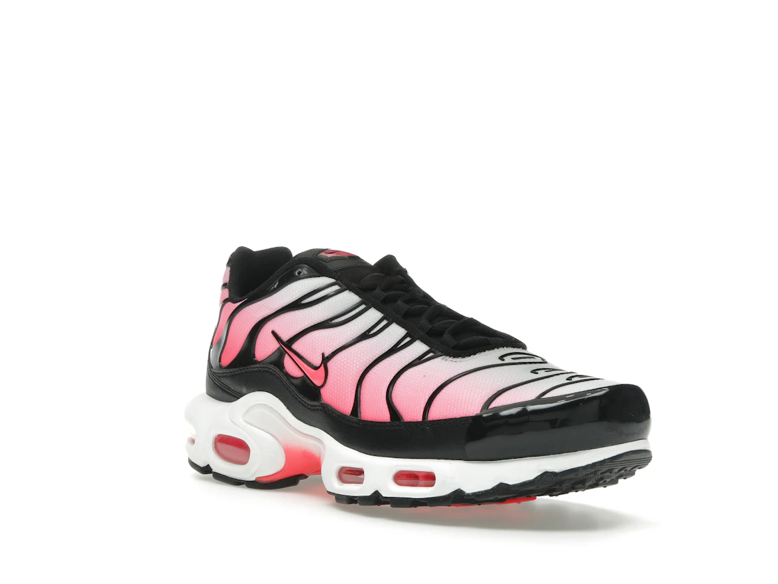 Vue 6 de Nike Air Max Plus Black Hot Punch 