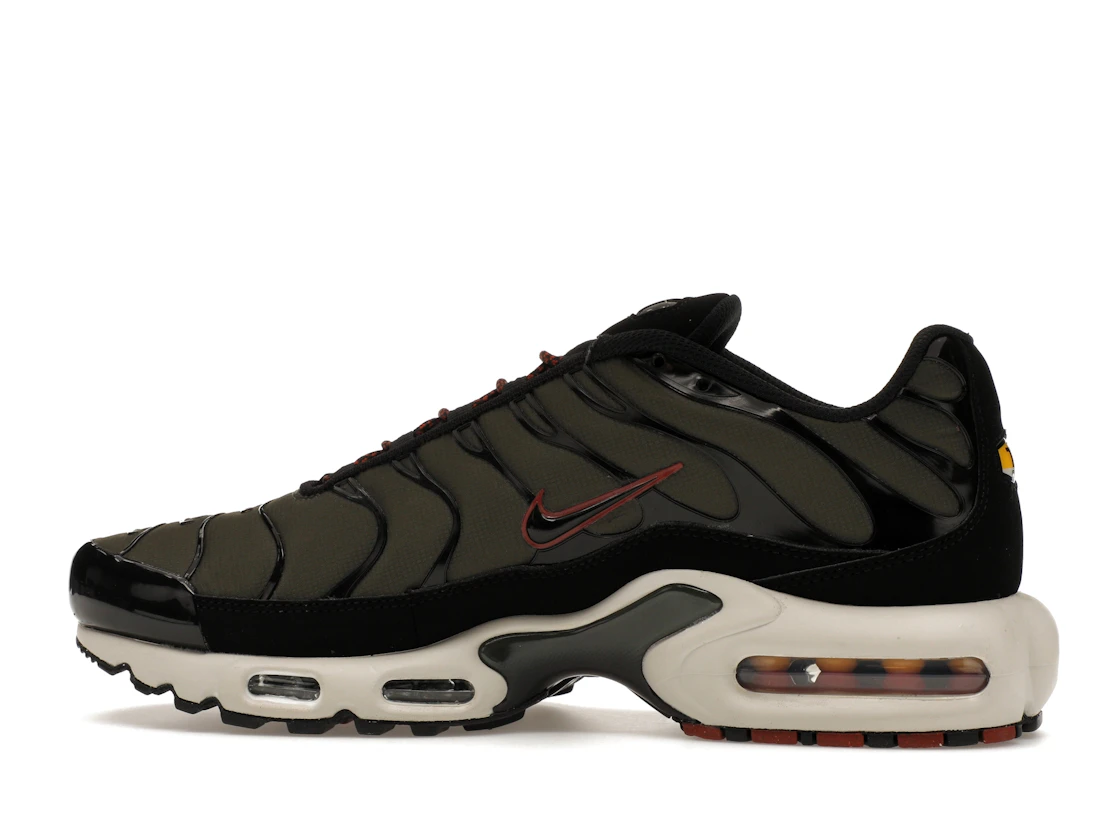 Vue 20 de Nike Air Max Plus Cargo Khaki Phantom