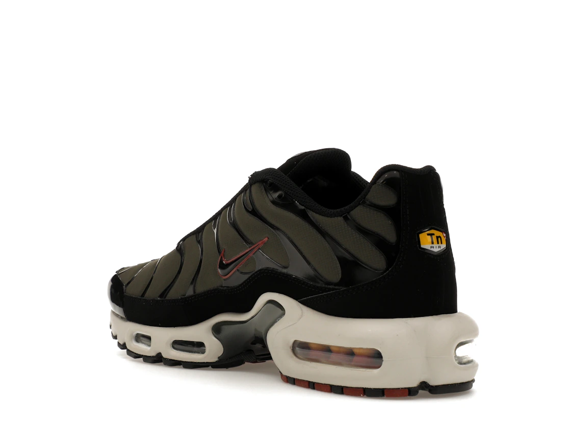 Vue 24 de Nike Air Max Plus Cargo Khaki Phantom