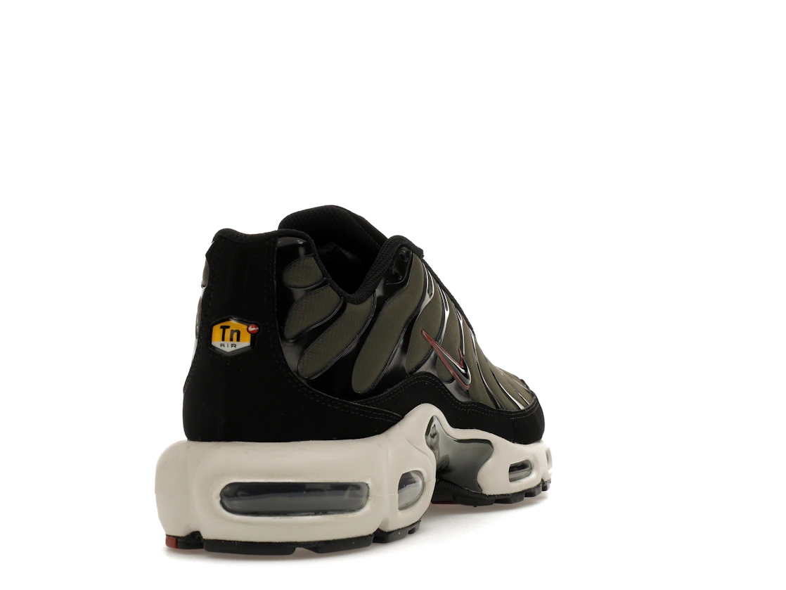 Vue 30 de Nike Air Max Plus Cargo Khaki Phantom