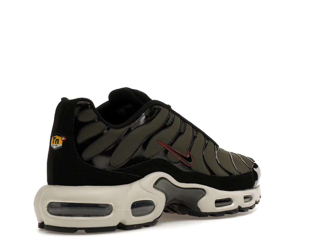 Vue 32 de Nike Air Max Plus Cargo Khaki Phantom