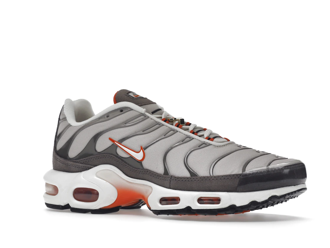 Vue 4 de Nike Air Max Plus First Use Beige Orange