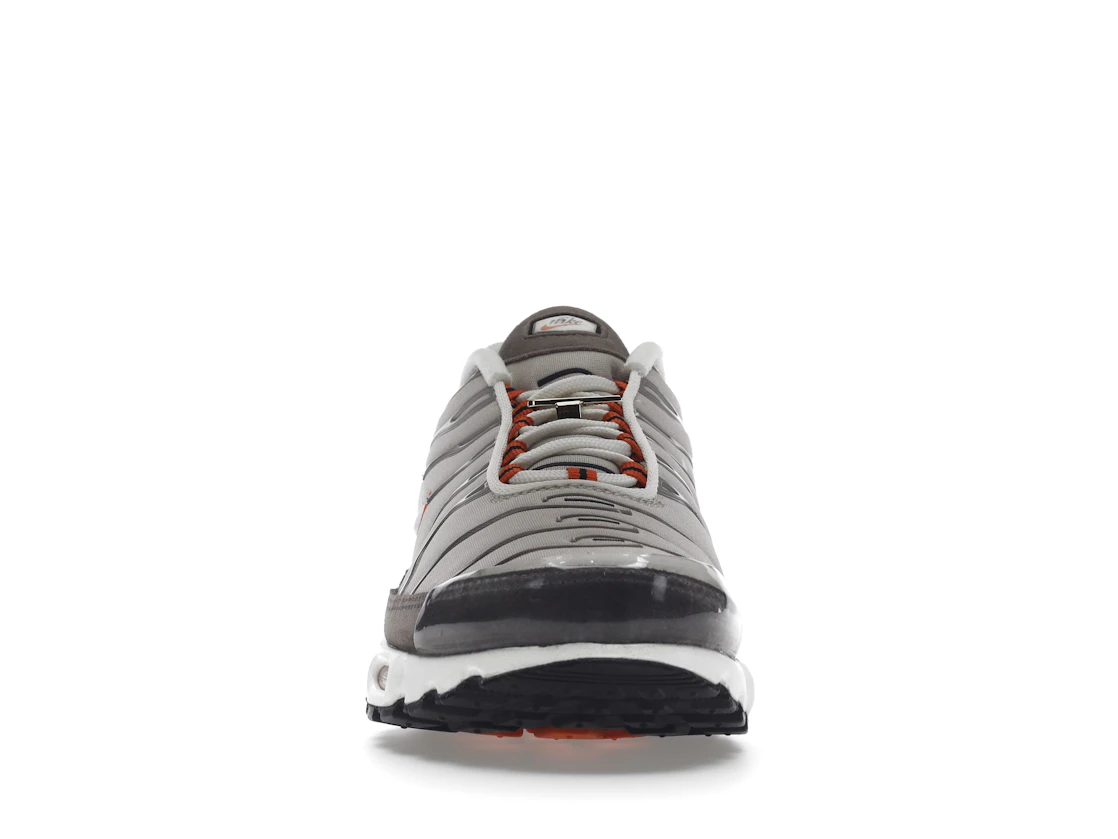 Vue 10 de Nike Air Max Plus First Use Beige Orange