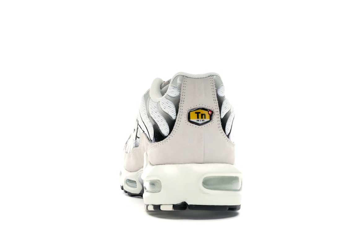 Vue 27 de Nike Air Max Plus Sail Black
