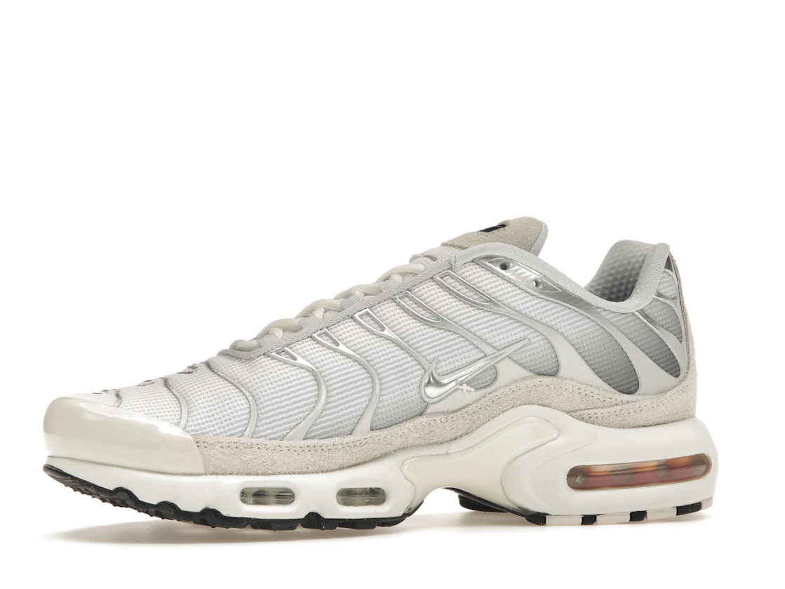 Vue 17 de Nike Air Max Plus Sail Pure Platinum Silver