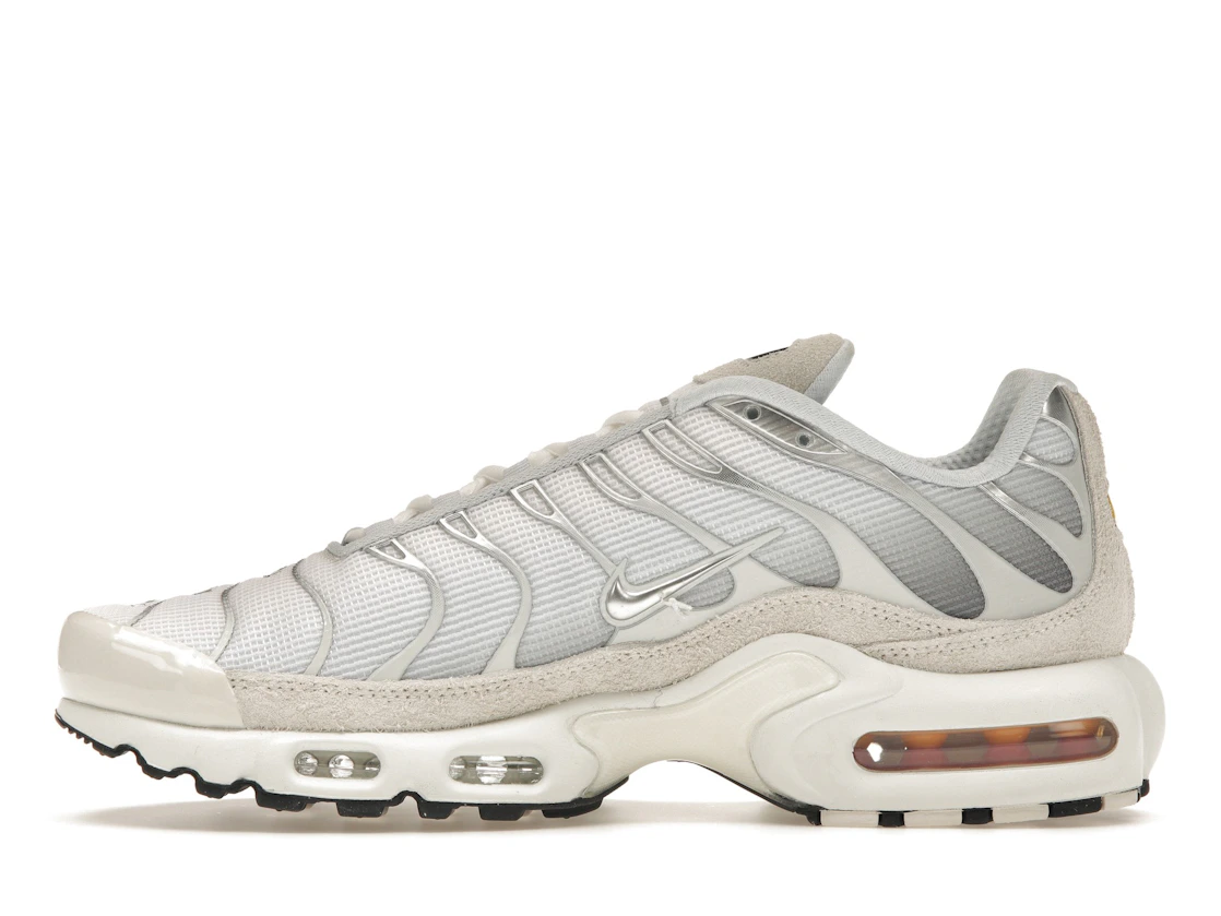 Vue 19 de Nike Air Max Plus Sail Pure Platinum Silver