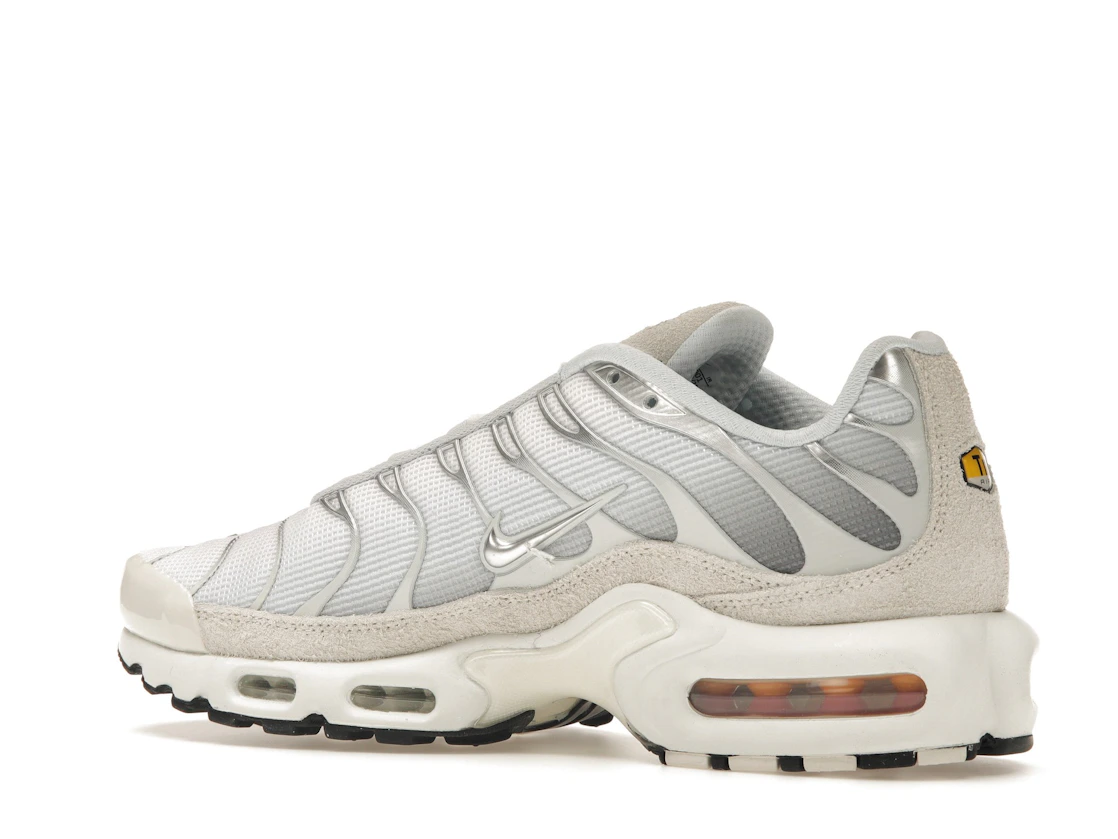 Vue 22 de Nike Air Max Plus Sail Pure Platinum Silver
