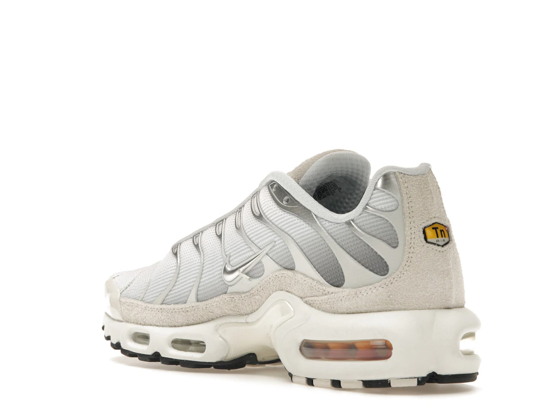 Vue 24 de Nike Air Max Plus Sail Pure Platinum Silver