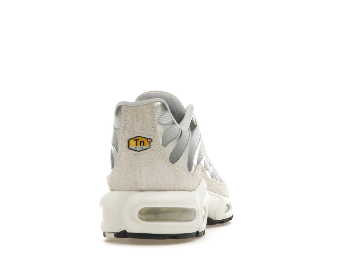 Vue 29 de Nike Air Max Plus Sail Pure Platinum Silver