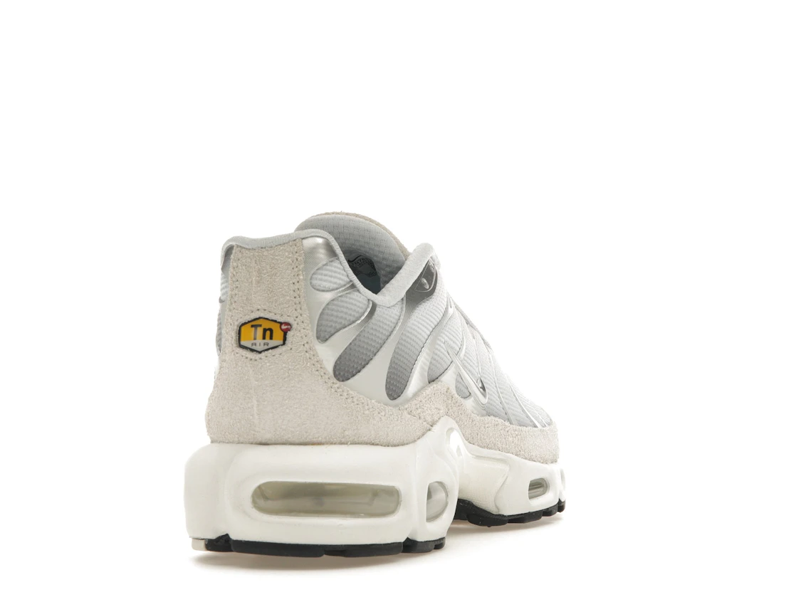 Vue 30 de Nike Air Max Plus Sail Pure Platinum Silver