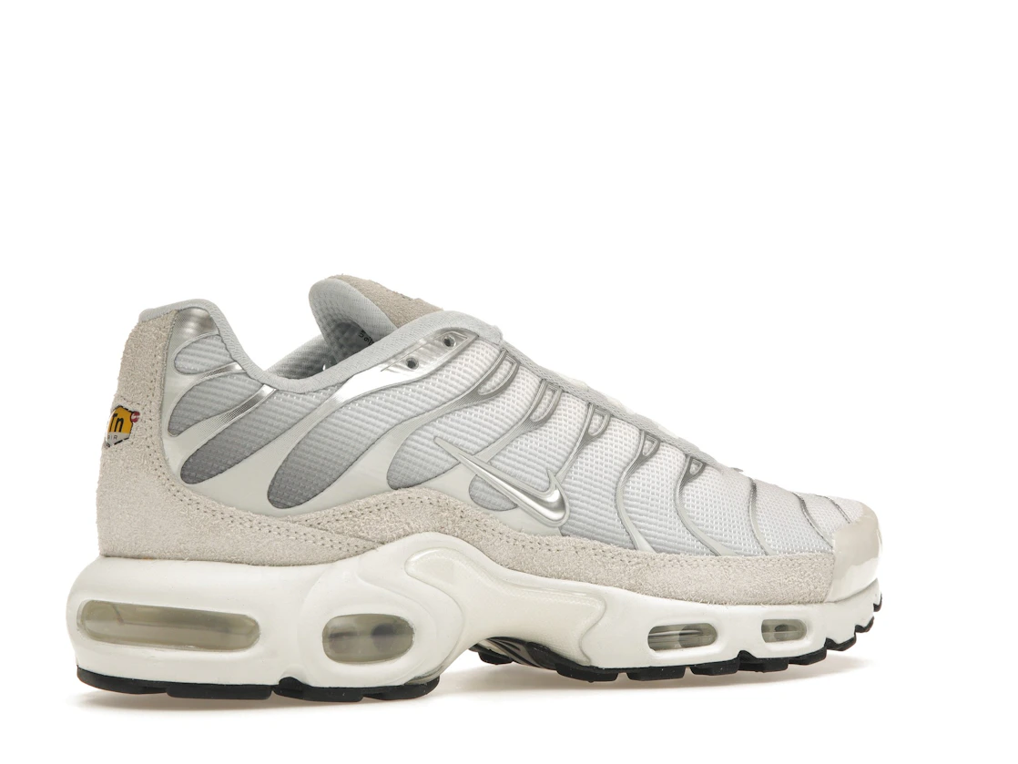 Vue 34 de Nike Air Max Plus Sail Pure Platinum Silver