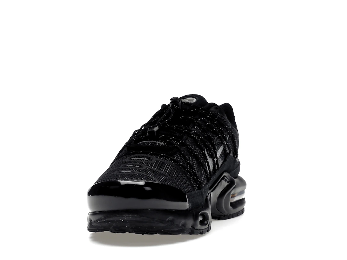 Vue 12 de Nike Air Max Plus Toggle Black Reflective