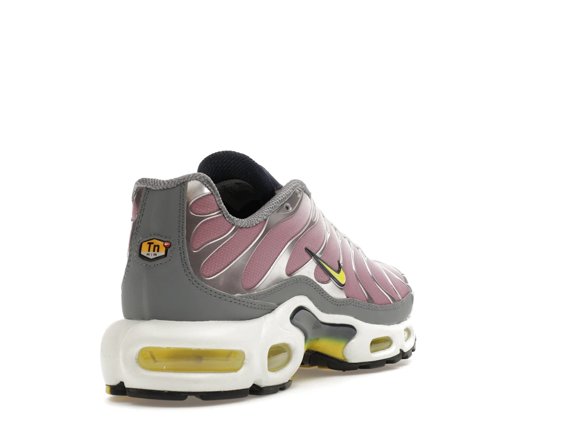 Vue 31 de Nike Air Max Plus Violet Dust High Voltage 