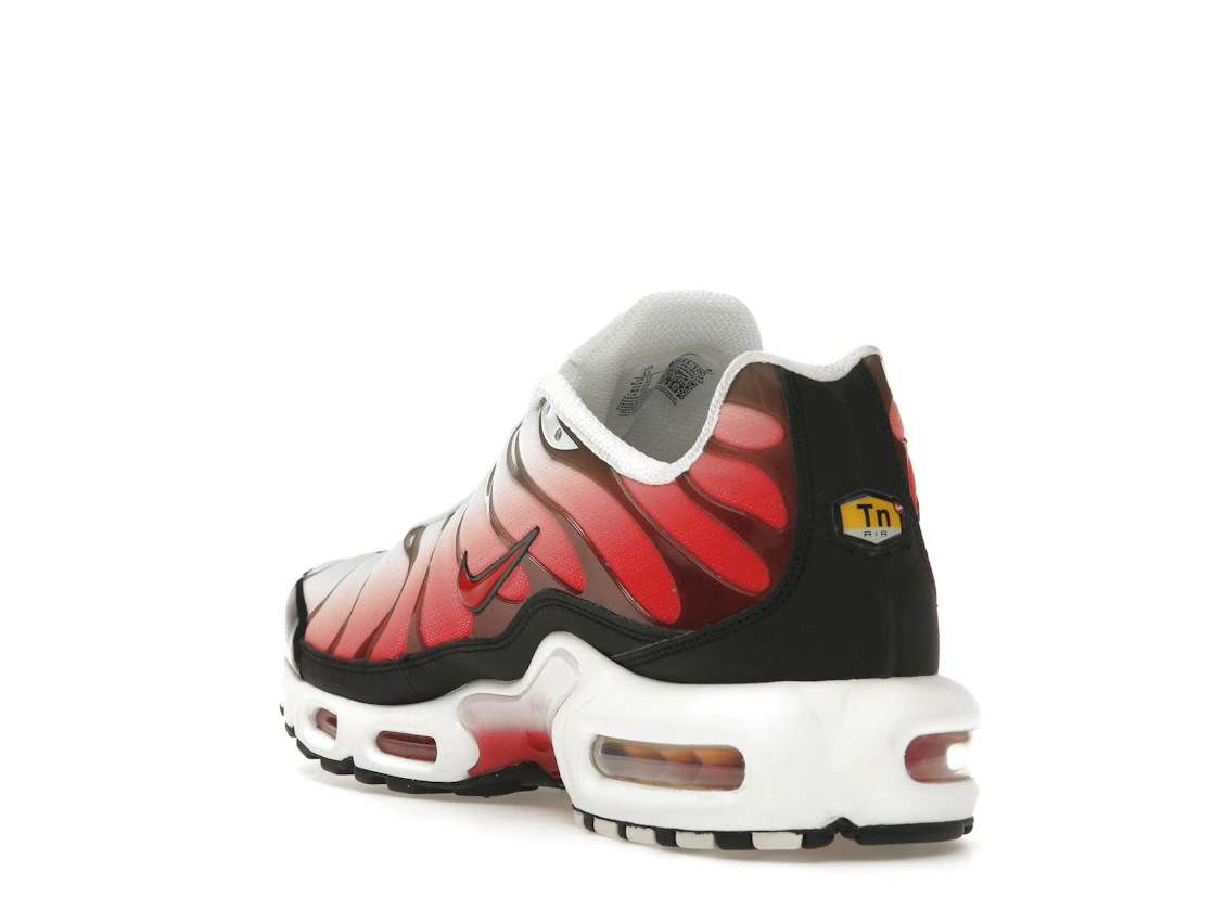 Vue 25 de Nike Air Max Plus White Black University Red