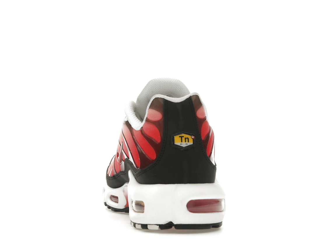 Vue 27 de Nike Air Max Plus White Black University Red