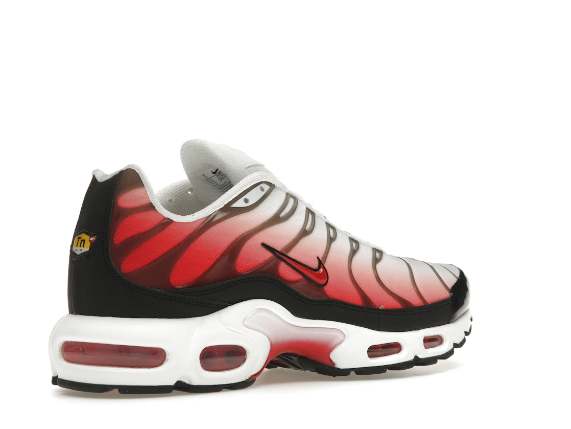 Vue 33 de Nike Air Max Plus White Black University Red