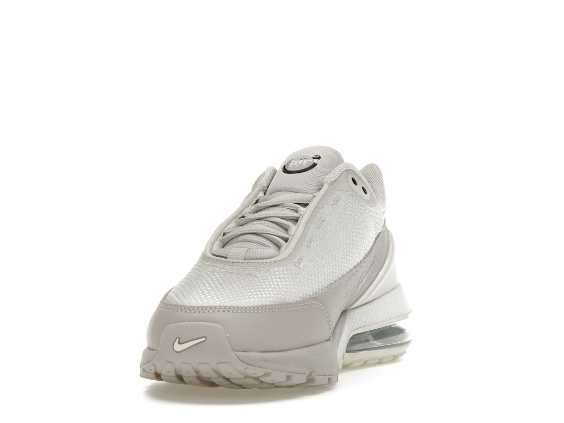 Vue 12 de Nike Air Max Pulse Light Bone