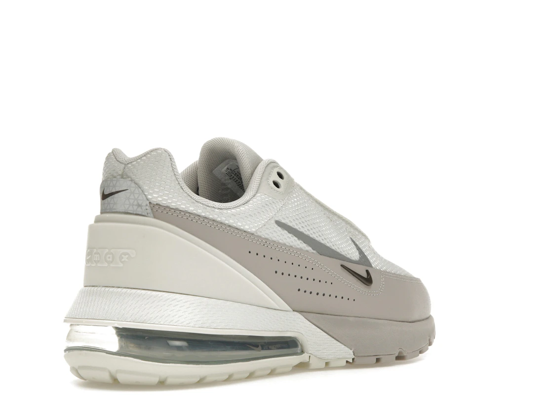 Vue 32 de Nike Air Max Pulse Light Bone