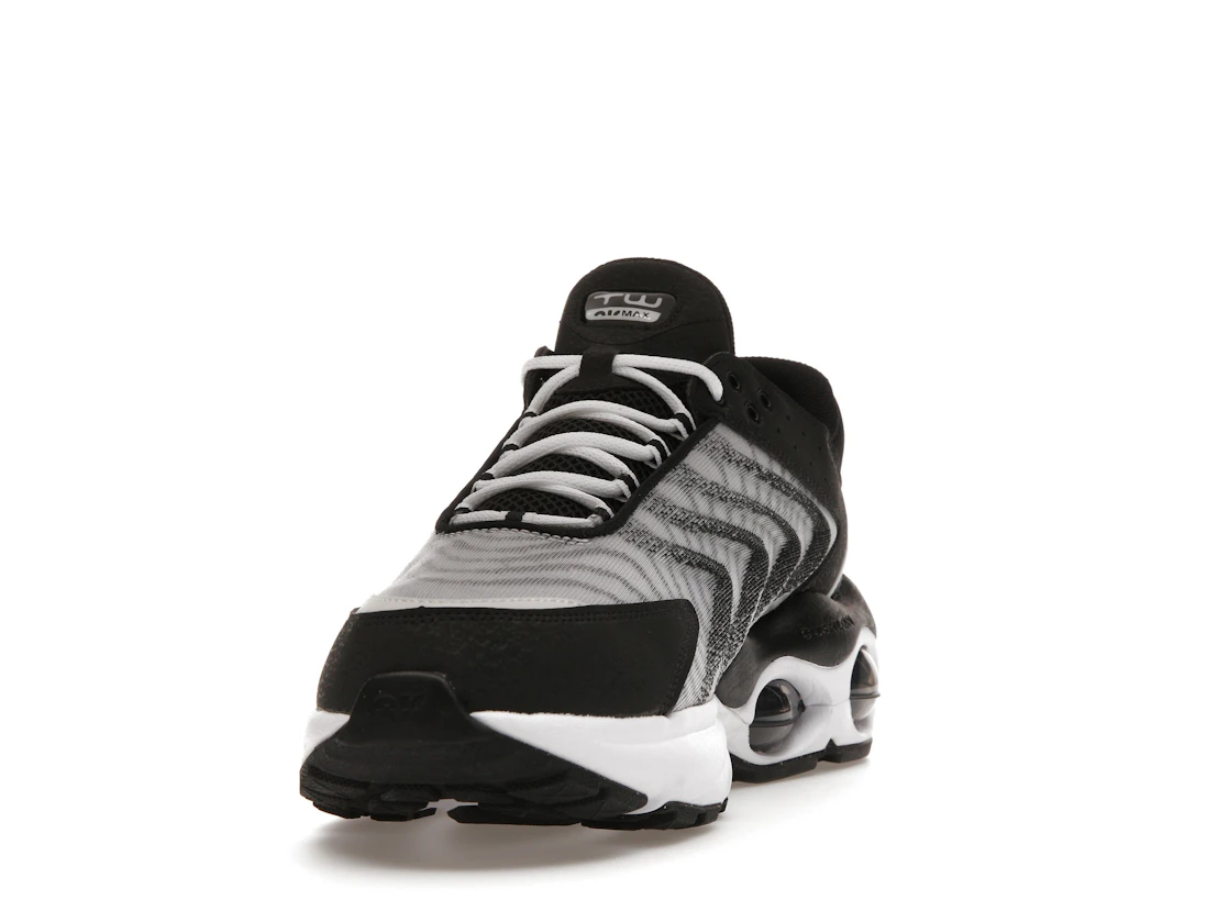 Vue 12 de Nike Air Max TW 1 Black White