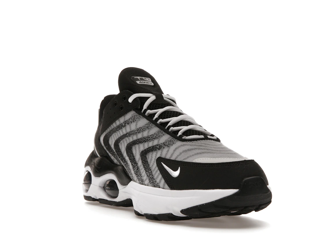 Vue 7 de Nike Air Max TW 1 Black White