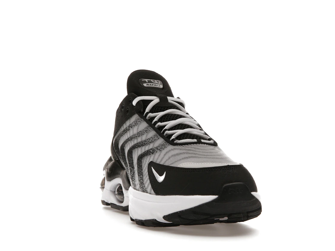 Vue 8 de Nike Air Max TW 1 Black White
