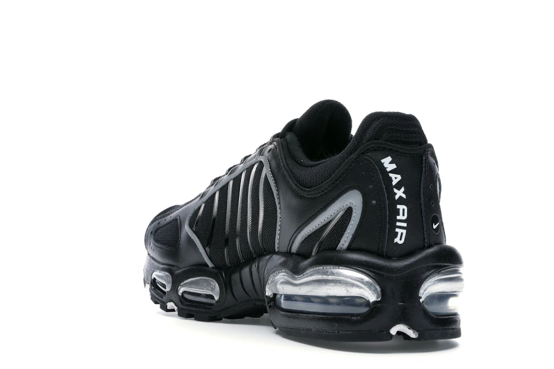 Vue 25 de Nike Air Max Tailwind 4 Black Metallic Silver