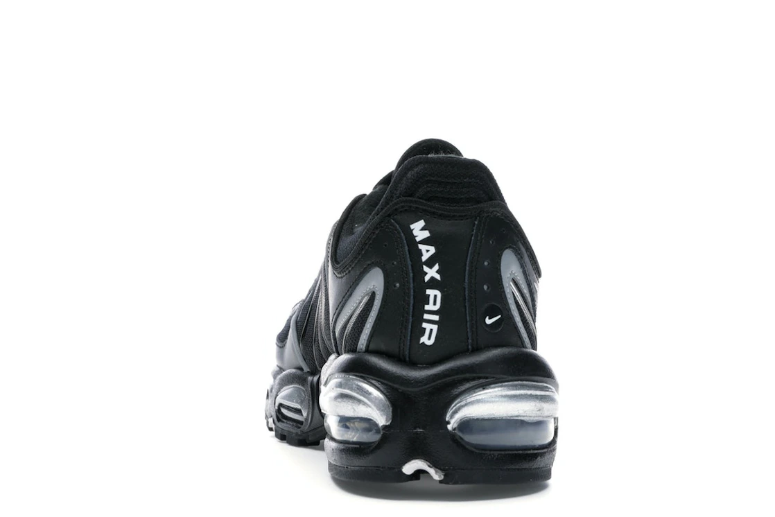 Vue 27 de Nike Air Max Tailwind 4 Black Metallic Silver