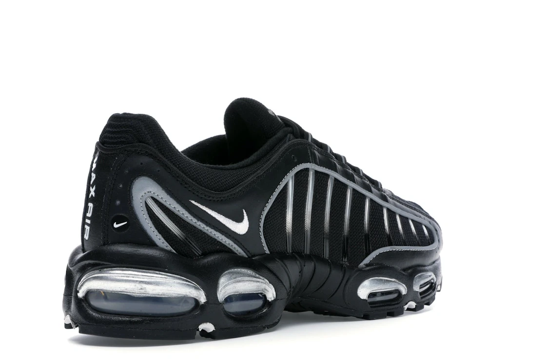 Vue 32 de Nike Air Max Tailwind 4 Black Metallic Silver