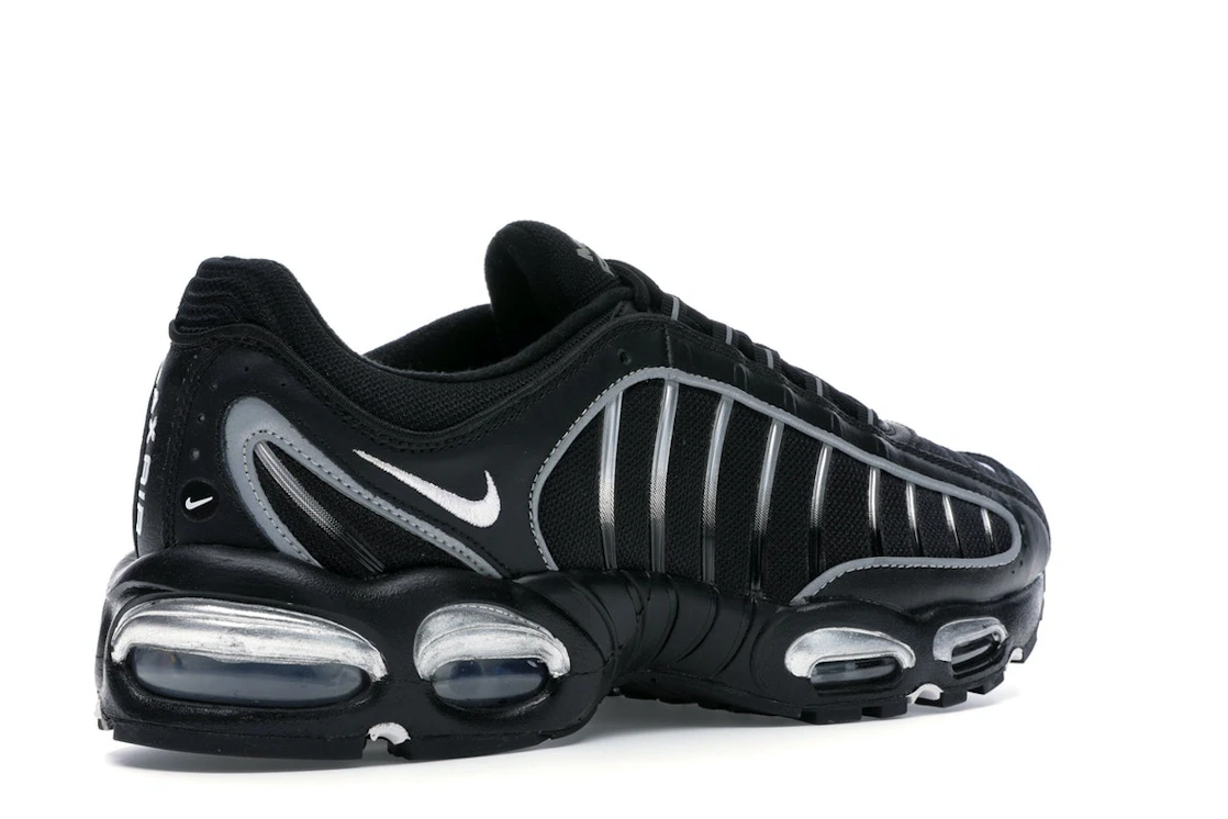 Vue 33 de Nike Air Max Tailwind 4 Black Metallic Silver