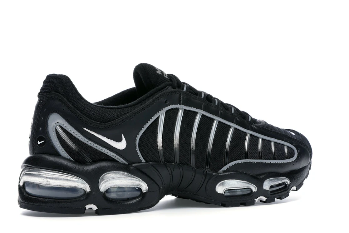 Vue 34 de Nike Air Max Tailwind 4 Black Metallic Silver