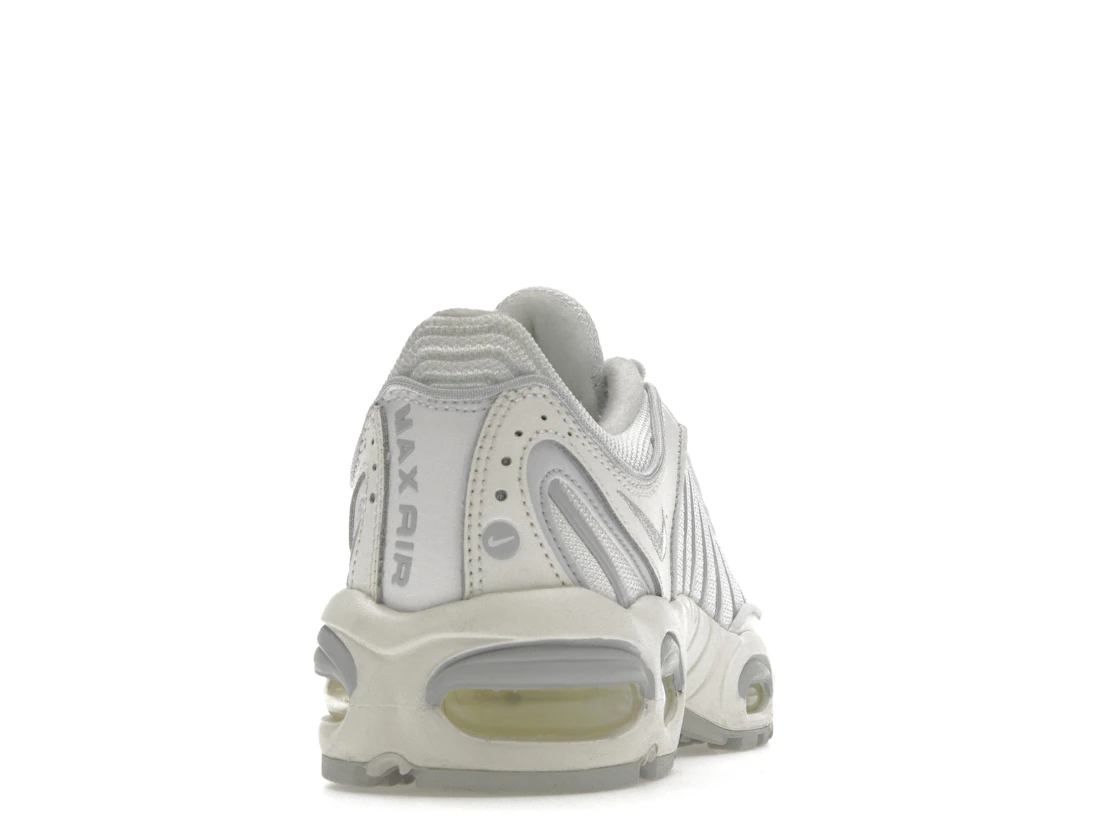Vue 29 de Nike Air Max Tailwind IV Pure Platinum