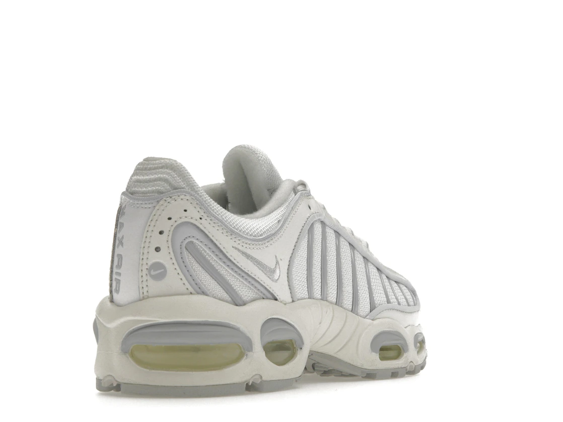 Vue 31 de Nike Air Max Tailwind IV Pure Platinum