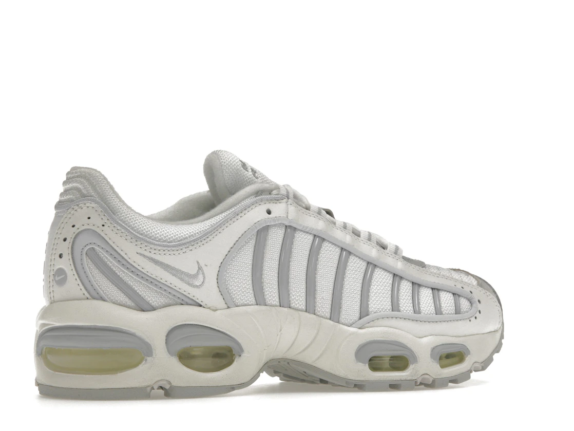 Vue 34 de Nike Air Max Tailwind IV Pure Platinum
