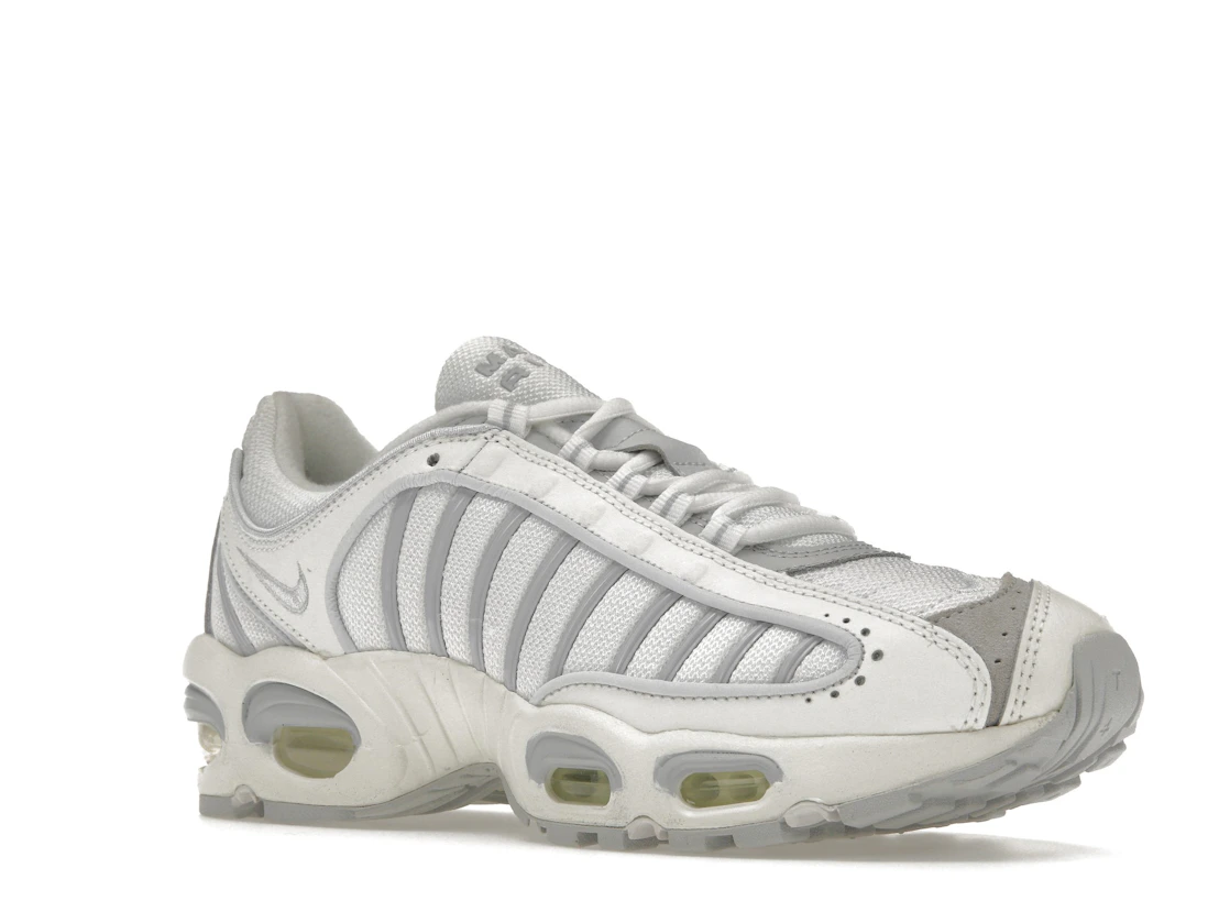 Vue 5 de Nike Air Max Tailwind IV Pure Platinum