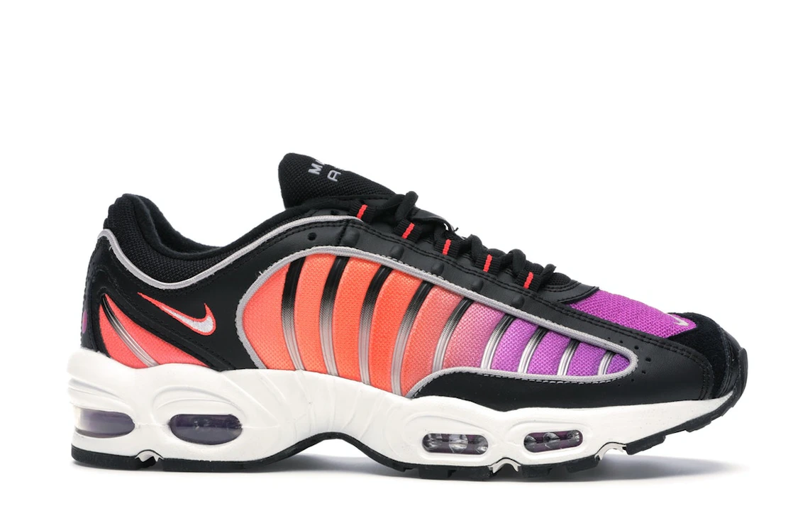Vue 2 de Nike Air Max Tailwind 4 Suns