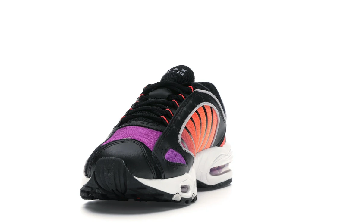 Vue 12 de Nike Air Max Tailwind 4 Suns