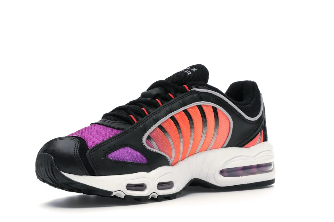 Vue 15 de Nike Air Max Tailwind 4 Suns